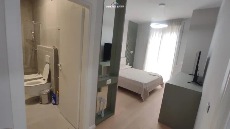 Tirane, jepet me qera apartament 2+1 Kati 7, 115 m² 1.000 € (xhamia e tabakeve)