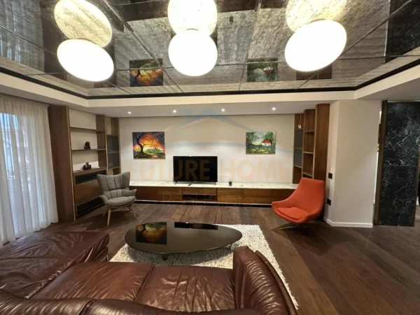 Qera, Apartament 2+1+2+Garazh, Kopshti Botanik.