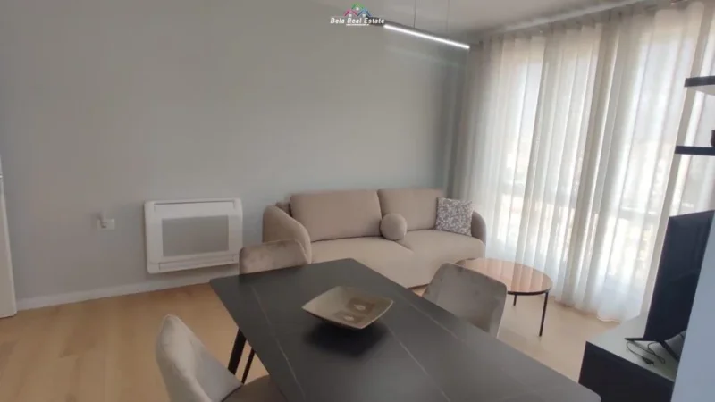 Shqiperi, jepet me qera apartament 1+1 Kati 6, 65 m² 600 € (Xhamia e Tabakeve .)