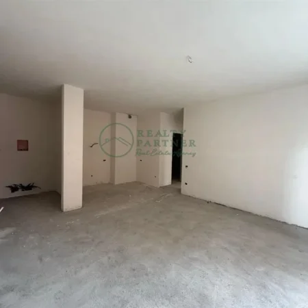 Tirane, shitet 2+1+Ballkon Kati 5, 128 m² 345.000 € (Rruga E Kavajes)
