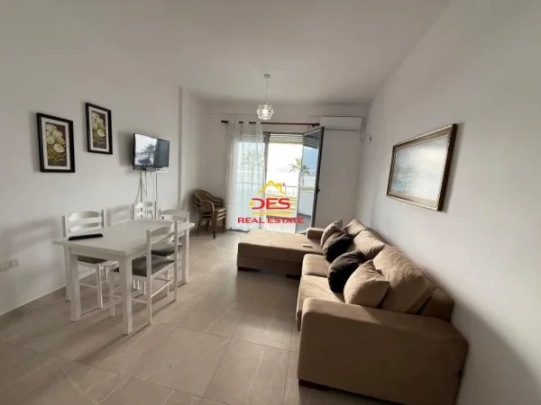 Vlore, shitet apartament 1+1+Ballkon Kati 2, 67 m² 210.000 € (Rruga Çamëria)