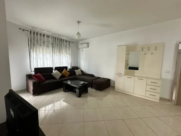 Tirane, jepet me qera apartament 2+1+Ballkon Kati 4, 98 m² 450 € (teodor keko)