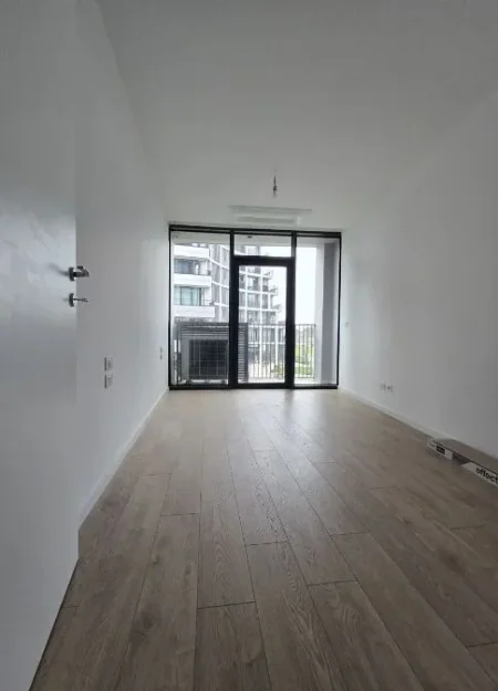 Tirane, jepet me qera zyre , 92 m² 1.200 € (Lake View)