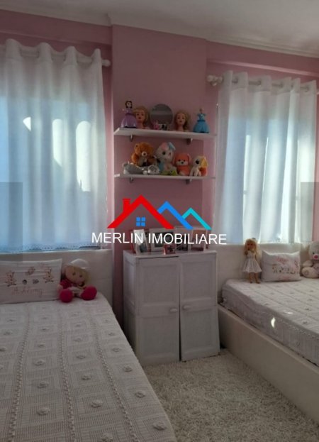 Tirane, shitet apartament 3+1 Kati 5, 134 m² 684.044.520 € (Rruga Loni Ligori)