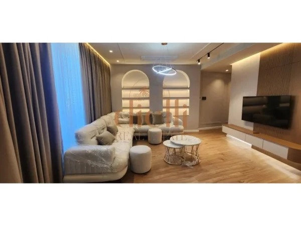 Tirane, shitet apartament 2+1 Kati 11, (lake view)