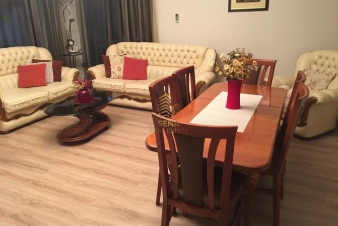 Tirane, jepet me qera apartament 1+1+Ballkon Kati 3, 100 m² 530 € (Rruga Haxhi Hysen Dalliu)