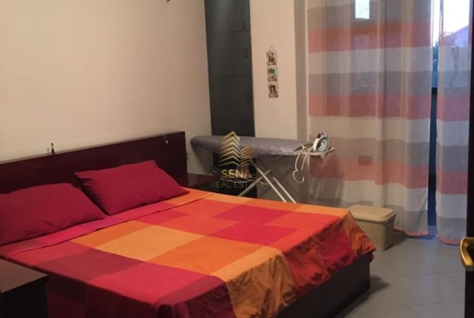 Tirane, jepet me qera apartament 1+1+Ballkon Kati 3, 100 m² 530 € (Rruga Haxhi Hysen Dalliu)