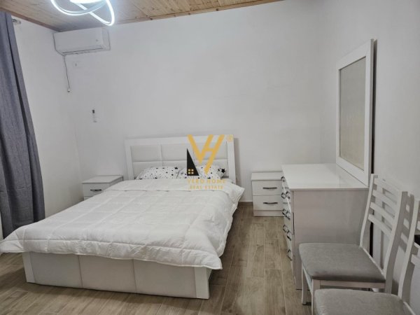 Tirane, jepet me qera apartament 1+1+Ballkon Kati 1, 65 m² 500 € (LAPRAKE)