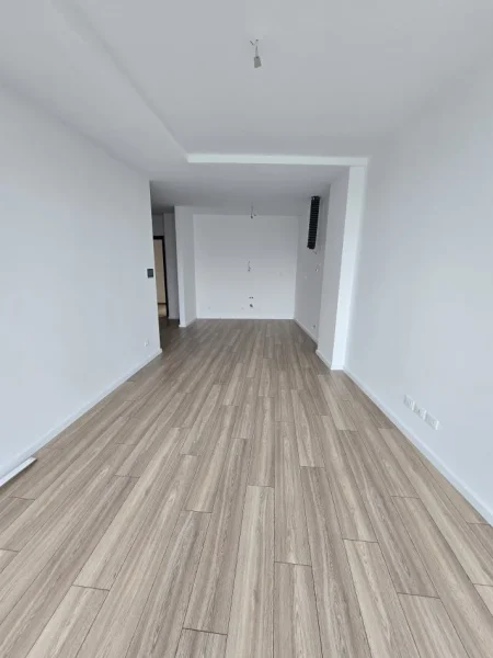Tirane, jepet me qera zyre Kati 2, 89 m² 1.200 €