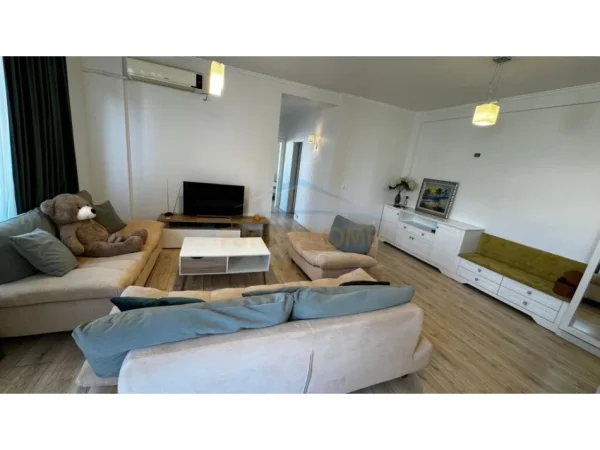 Tirane, shitet apartament 2+1 Kati 6, 111 m² 195.000 € (Rruga Karl Gega)