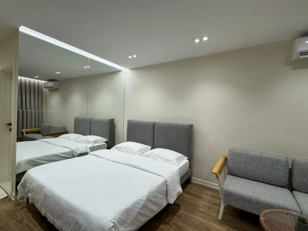 Tirane, shitet apartament 1+1 Kati 1, 59 m² 184.000 € (Pazari i Ri)