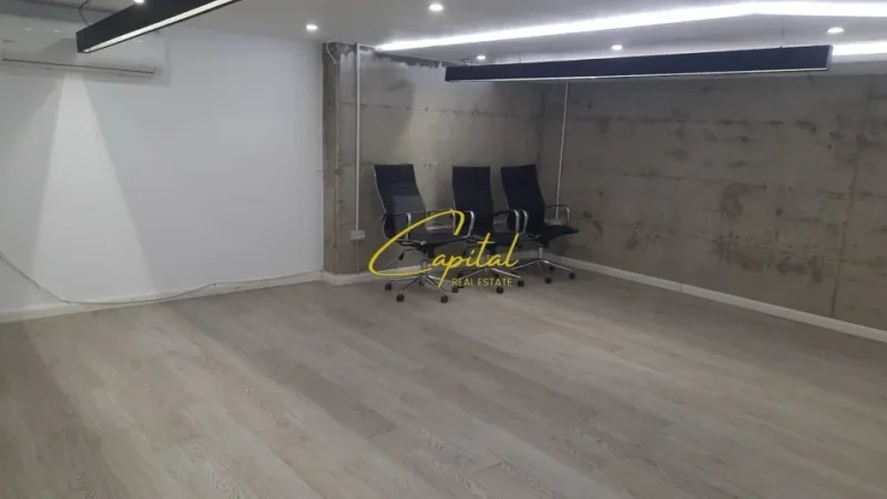 Tirane, jepet me qera dyqan Kati -1, 250 m² 2.700 € (PAZARI I RI)