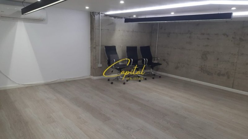 Tirane, jepet me qera dyqan Kati -1, 250 m² 2.700 € (PAZARI I RI)