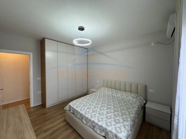 Tirane, jepet me qera apartament 2+1+Ballkon Kati 3, 90 m² 800 € (Rruga e Kavajes)