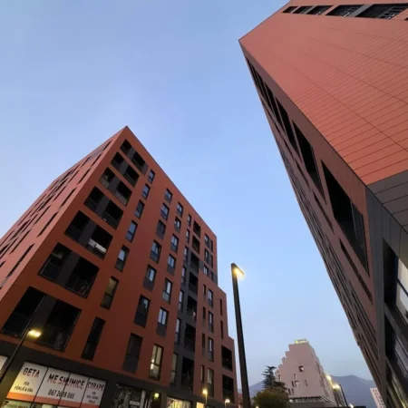 Tirane, shitet apartament 2+1 , 102 m² 192.000 € (Farmacise 10)