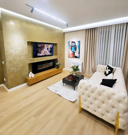 Tirane, shitet apartament 2+1 , 110 m² (110)
