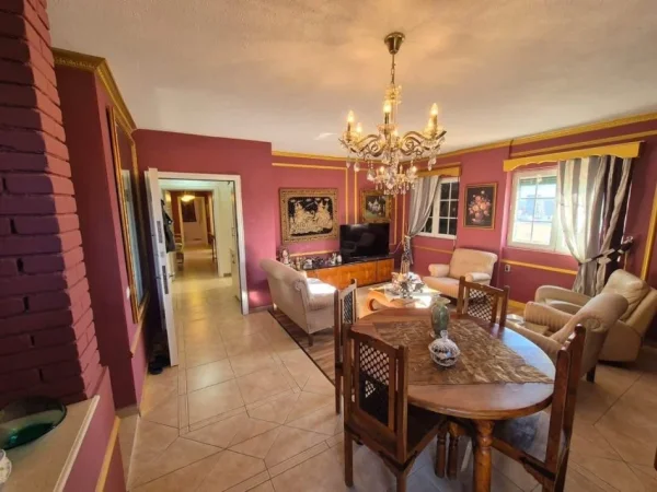 Tirane, shitet apartament+verande | Penthouse 3+1 , 210 m² 340.000 € (Komuna e Parisit)