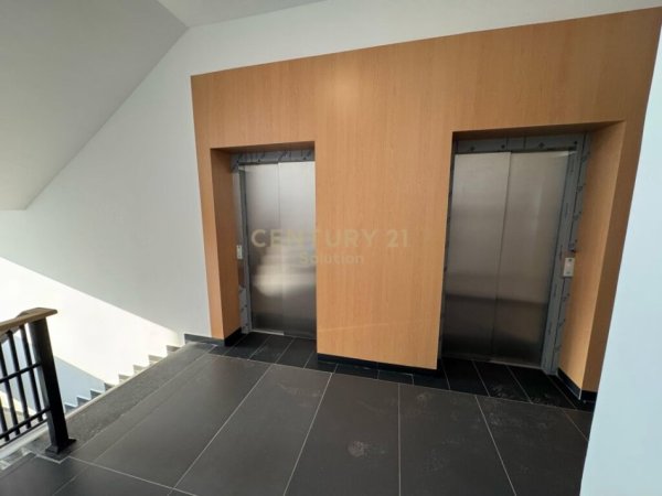 Tirane, shitet 2+1 Kati 4, 110 m² 297.000 € (Tek Square 21)