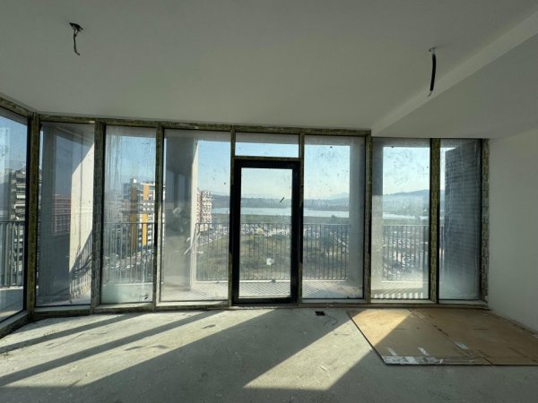 Tirane, shitet apartament 3+1 Kati 9, 217 m² (Lake View, Rruga e Kosovareve)
