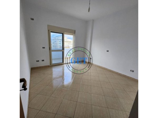 Durres, shitet apartament 2+1+ 4 Ballkone Kati 6, 105 m² 120.000 € (Ish rajoni)