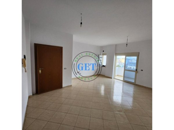 Durres, shitet apartament 2+1+ 4 Ballkone Kati 6, 105 m² 120.000 € (Ish rajoni)