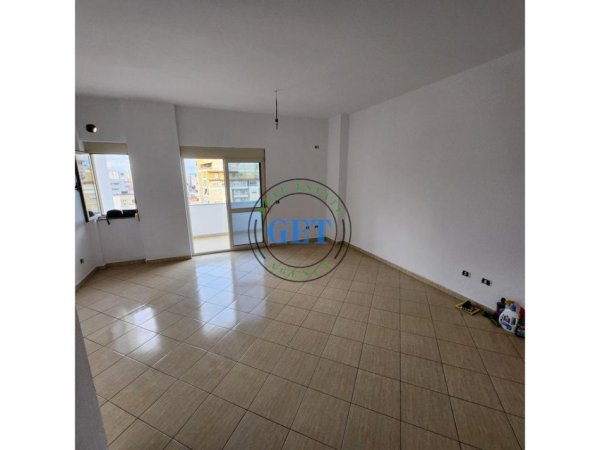 Durres, shitet apartament 2+1+ 4 Ballkone Kati 6, 105 m² 120.000 € (Ish rajoni)