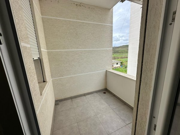 Durres, shitet apartament 1+1+Ballkon Kati 2, 51 m² 800.000 € (Gjiri i Lalzit)