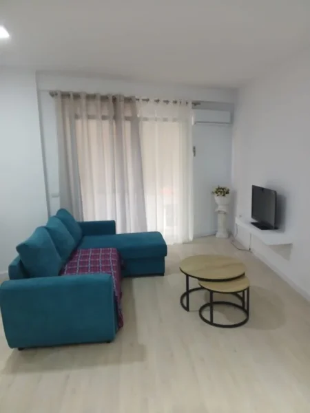 Tirane, jepet me qera apartament 1+1+Ballkon Kati 2, 75 m² 450 € (LIQENI I THATE)