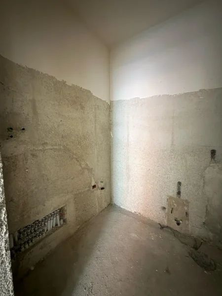 Shqiperi, shitet apartament 2+1+Ballkon Kati 5, 129 m² 345.000 € (Kompleksi Delijorgji, Rruga e Kavajes)