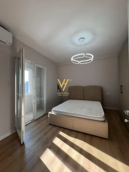 Tirane, jepet me qera apartament 1+1+Ballkon Kati 7, 70 m² 750 € (STADIUMI DINAMO)