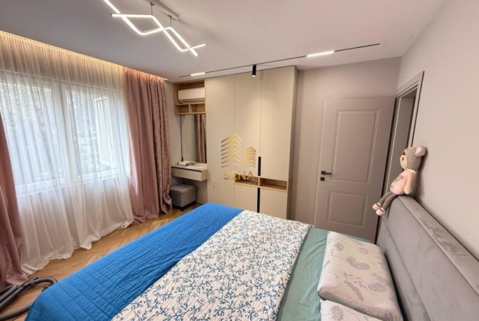 Tirane, jepet me qera apartament 1+1+Ballkon Kati 1, 70 m² 800 € (Rruga Kodra e Diellit)