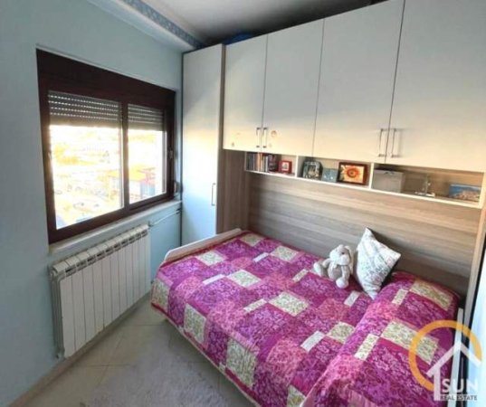 Shkoder, jepet me qera apartament 3+1+BLK Kati 5, 120 m² 330 Euro (BEXHISTENI, SHKODER)