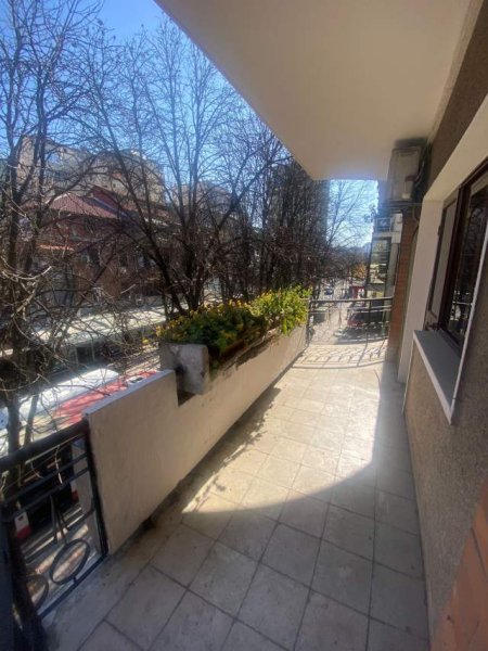 Tirane, Shitet Apartament 3+1+BLK Kati 3, 134 m² 2.200 Euro/m2 (Sami Frasheri)