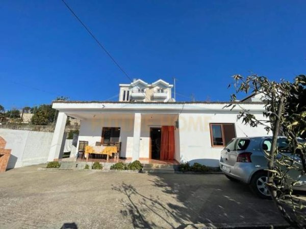 Tirane, shitet shtepi 1 Katshe Kati 1, 1.000 m² 150.000 Euro (Tufine)