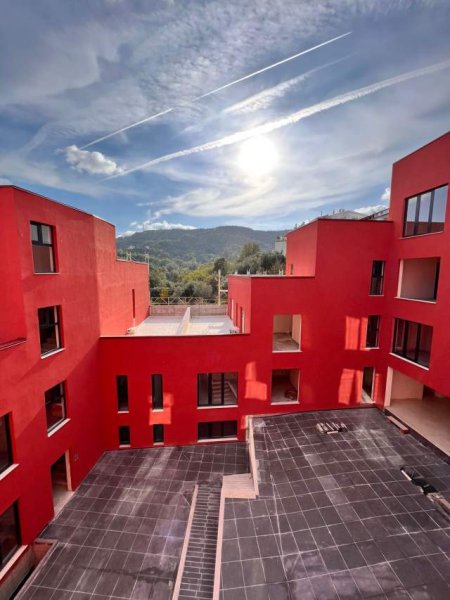 Tirane, shitet apartament 2+1+A+BLK Kati 1, 111 m² 139.200 Euro