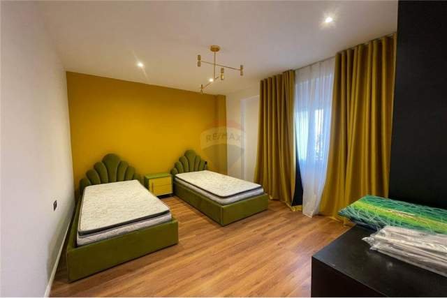 Tirane, jepet me qera apartament Kati 1, 110 m² 700 Euro (sauk)