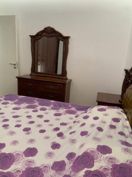 Tirane, jepet me qera apartament 1+1 Kati 8, 50 m² 500 Euro (Kika 2 ( Komuna Parisit))