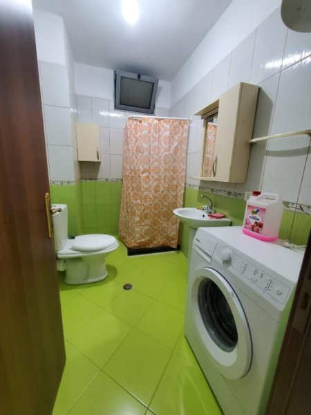 Tirane, jepet me qera apartament 2+1 Kati 3, 72 m² 350 Euro (teodor keko)