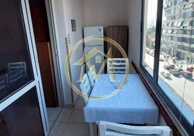 Tirane, jepet me qera apartament 1+1+A Kati 4, 63 m² 370 Euro (Rruga Muhamet Gjollesha)