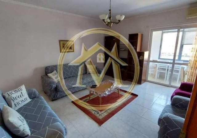 Tirane, jepet me qera apartament 1+1+A Kati 4, 63 m² 370 Euro (Rruga Muhamet Gjollesha)