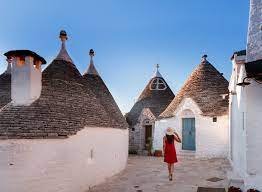 Tirane, ofroj City-tour  ALBEROBELLO - OTRANTO - TARANTO 299 Euro