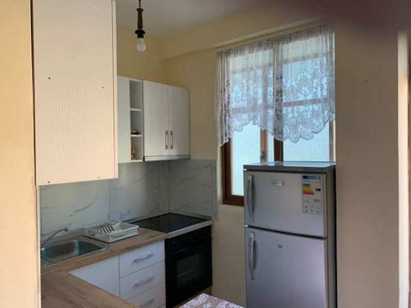 Tirane, jepet me qera apartament 1+1+BLK Kati 2, 380 Euro