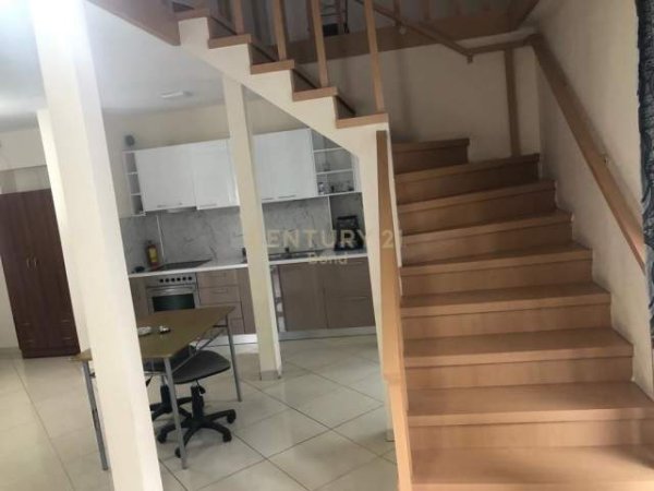 Tirane, jepet me qera apartament 2+1+BLK Kati 4, 169 m² 400 Euro (LIQENI I THATE)