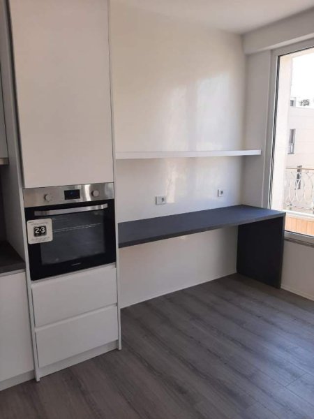 Tirane, jepet me qera apartament 1+1+A+BLK Kati 3, 116 m² 1.200 Euro (Papa Gjon Pali I 2)