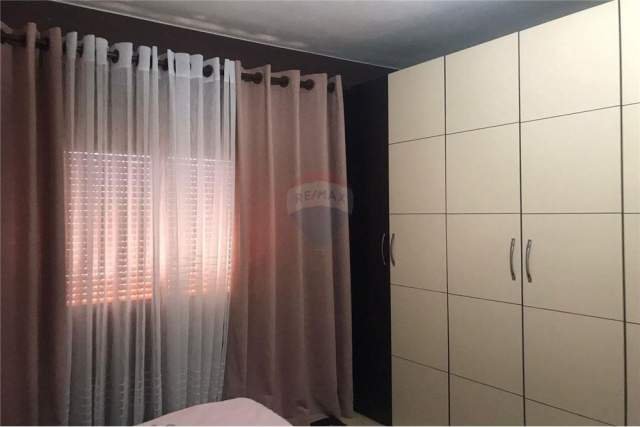 Tirane, jepet me qera Vile 2+1+A+BLK Kati 2, 90 m² 300 Euro (Rr. Ali Demi)