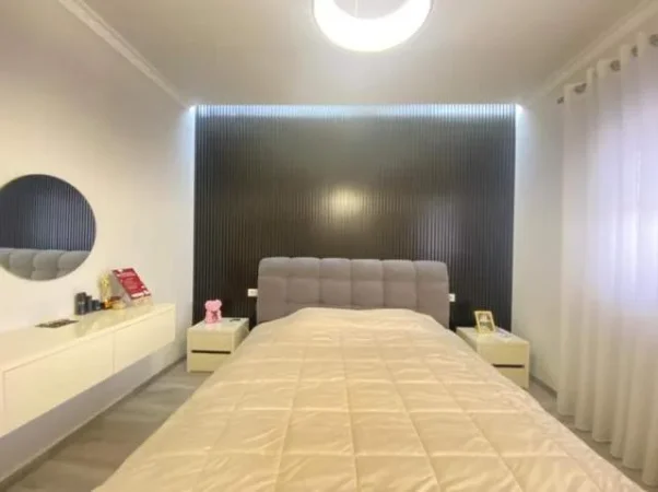 Tirane, jepet me qera apartament 1+1 Kati 3, 113 m² 400 Euro (Rruga Jordan Misja)