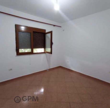 Tirane, shitet Vile 2 Katshe Kati 2, 500 m² 275.000 Euro