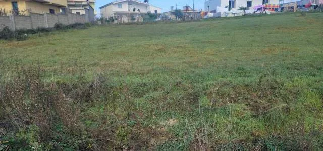 Durres, shes toke 3.070 m² 140.000 Euro (SHEN AVLASH, AUTOSTRADE)