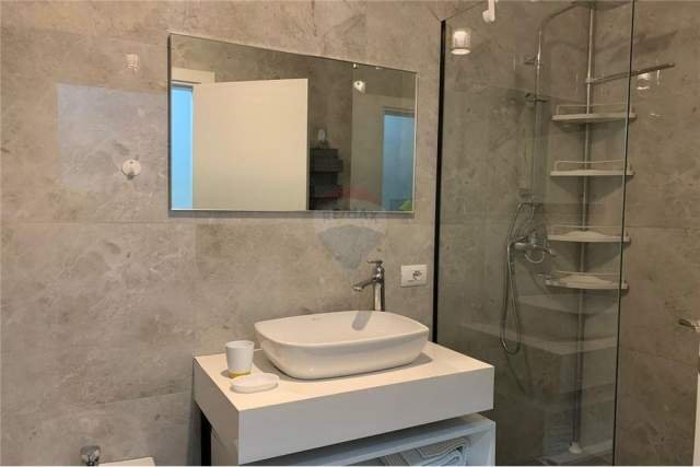Tirane, jepet me qera apartament 2+1+A+BLK Kati 6, 91 m² 550 Euro (Rr. Jordan Misja)