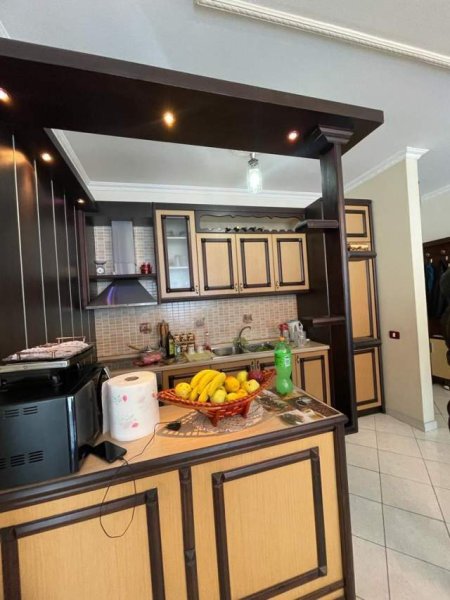 Tirane, jepet me qera apartament 2+1+BLK Kati 5, 100 m² 550 Euro (Delijorgji)